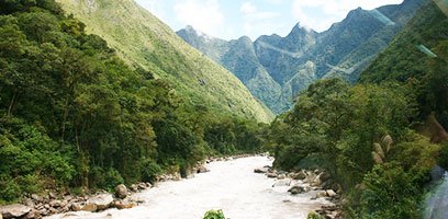 Upper Urubamba Rivière Near Urcos